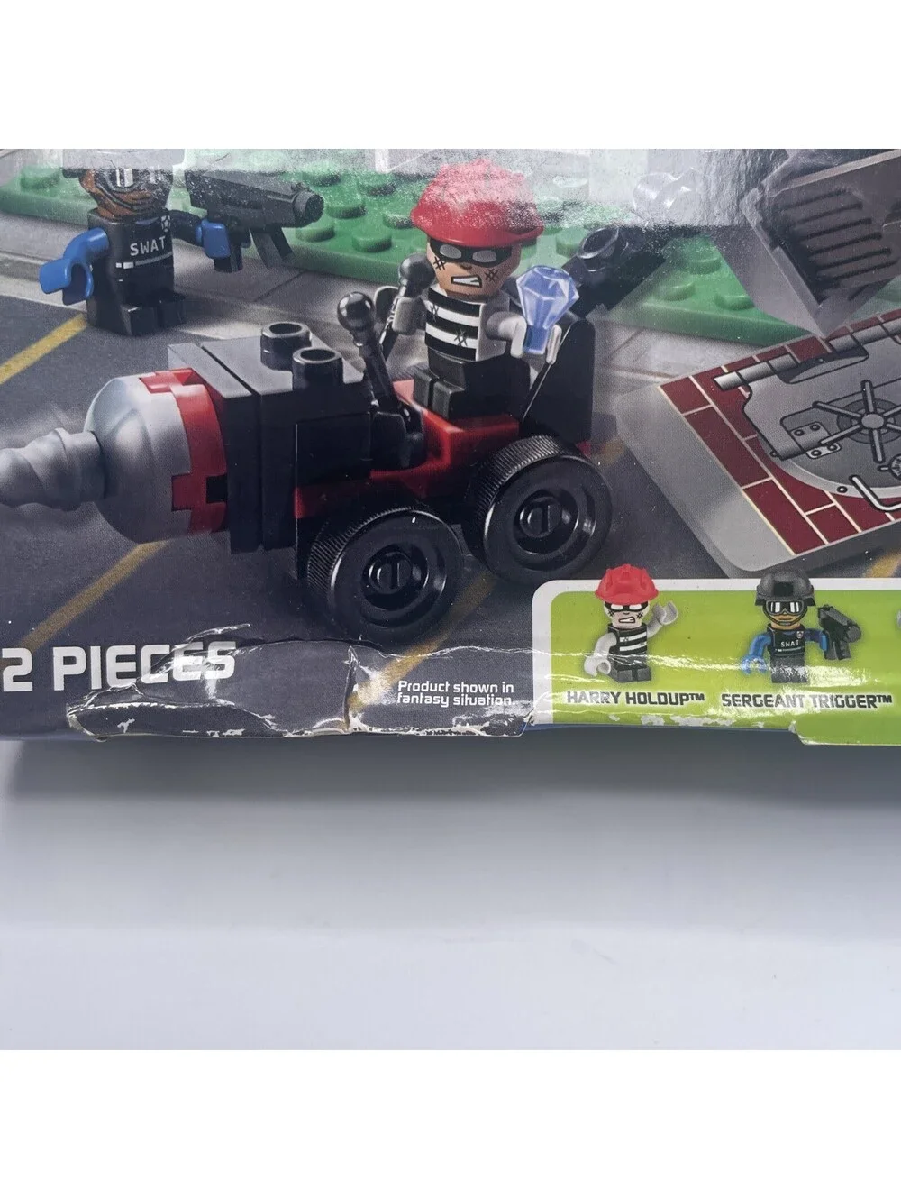 KRE-O CITYVILLE INVASION BANK BANDIT BUST BUILDING SET A3253! Box Wear